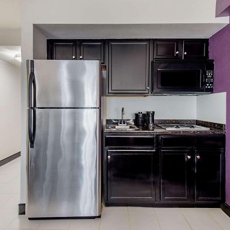 La Quinta Inn By Wyndham West Long Branch Nj Shore Area Екстериор снимка