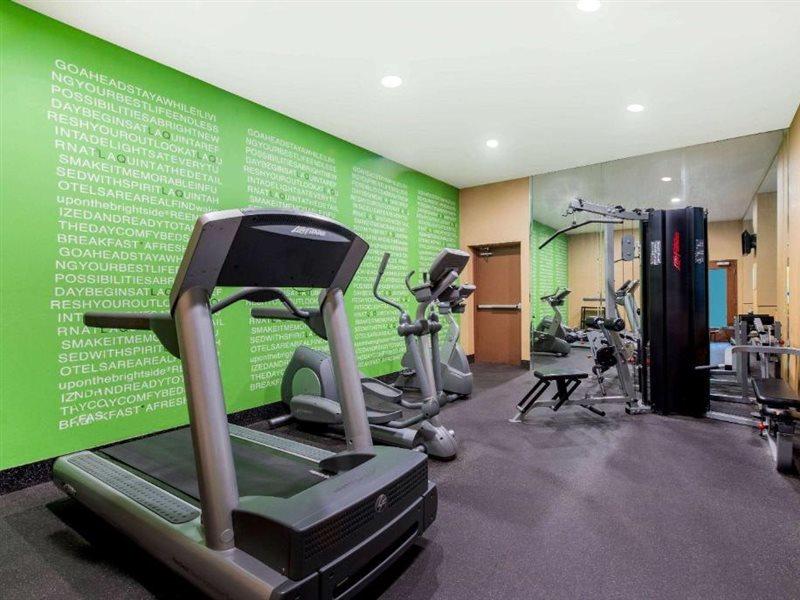 La Quinta Inn By Wyndham West Long Branch Nj Shore Area Екстериор снимка