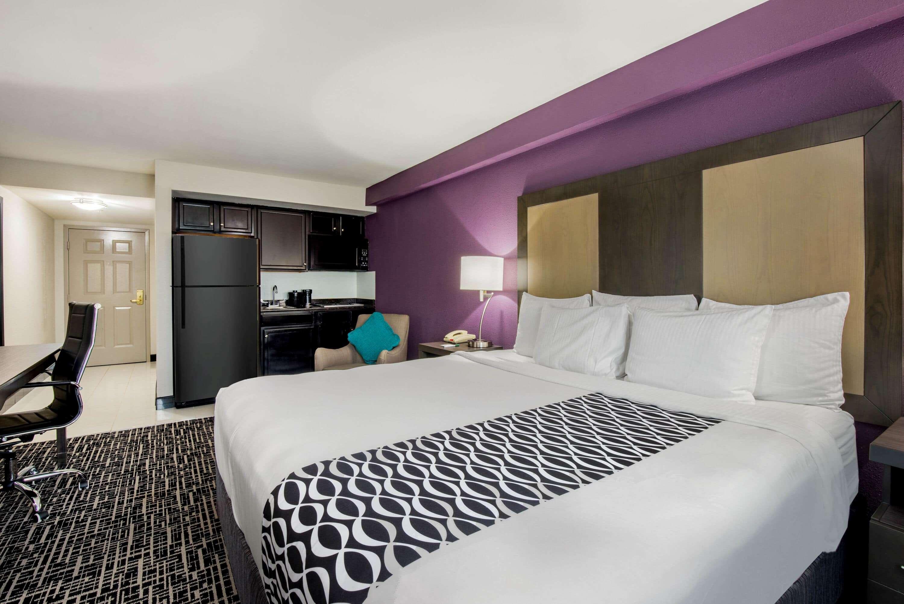 La Quinta Inn By Wyndham West Long Branch Nj Shore Area Екстериор снимка