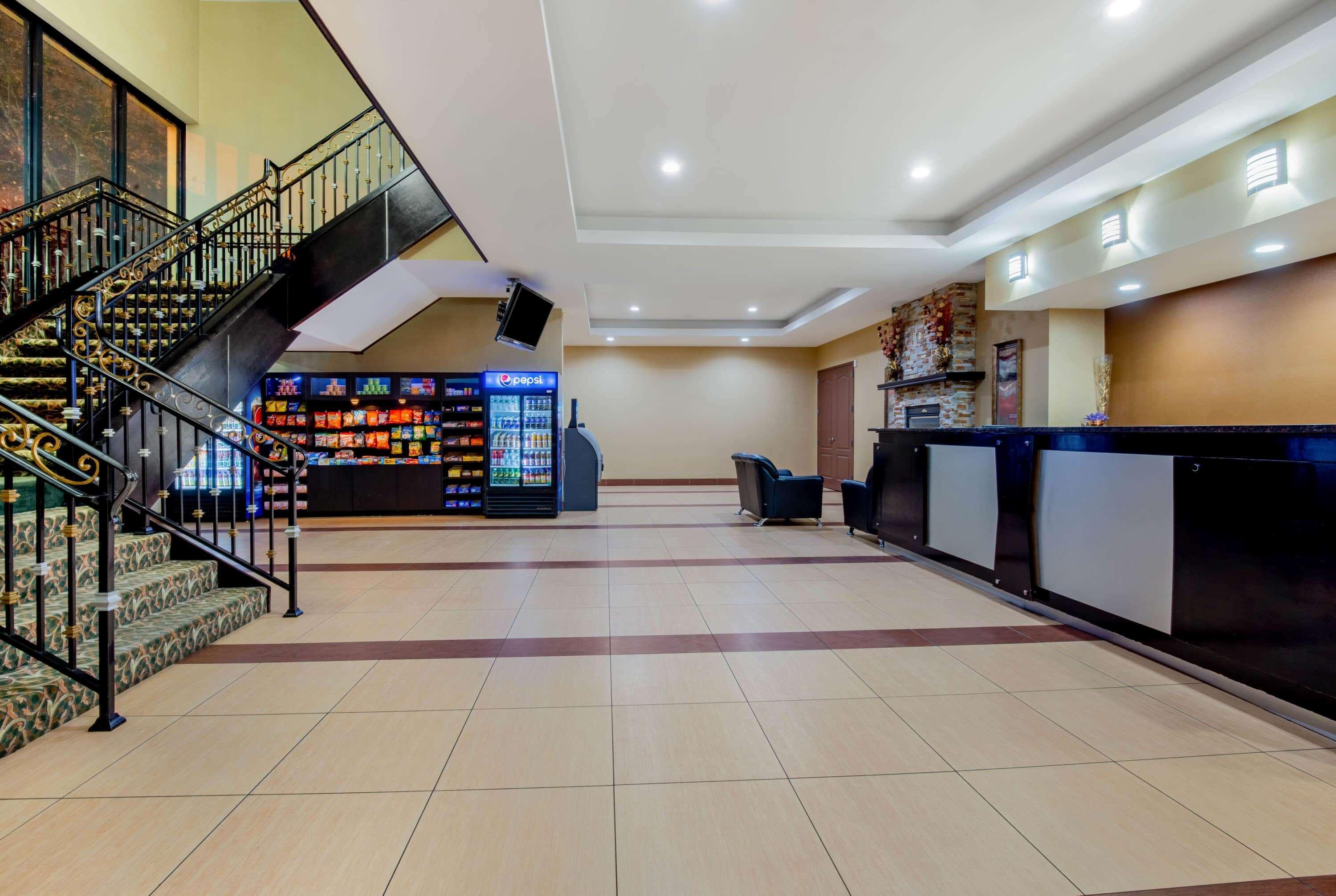 La Quinta Inn By Wyndham West Long Branch Nj Shore Area Екстериор снимка