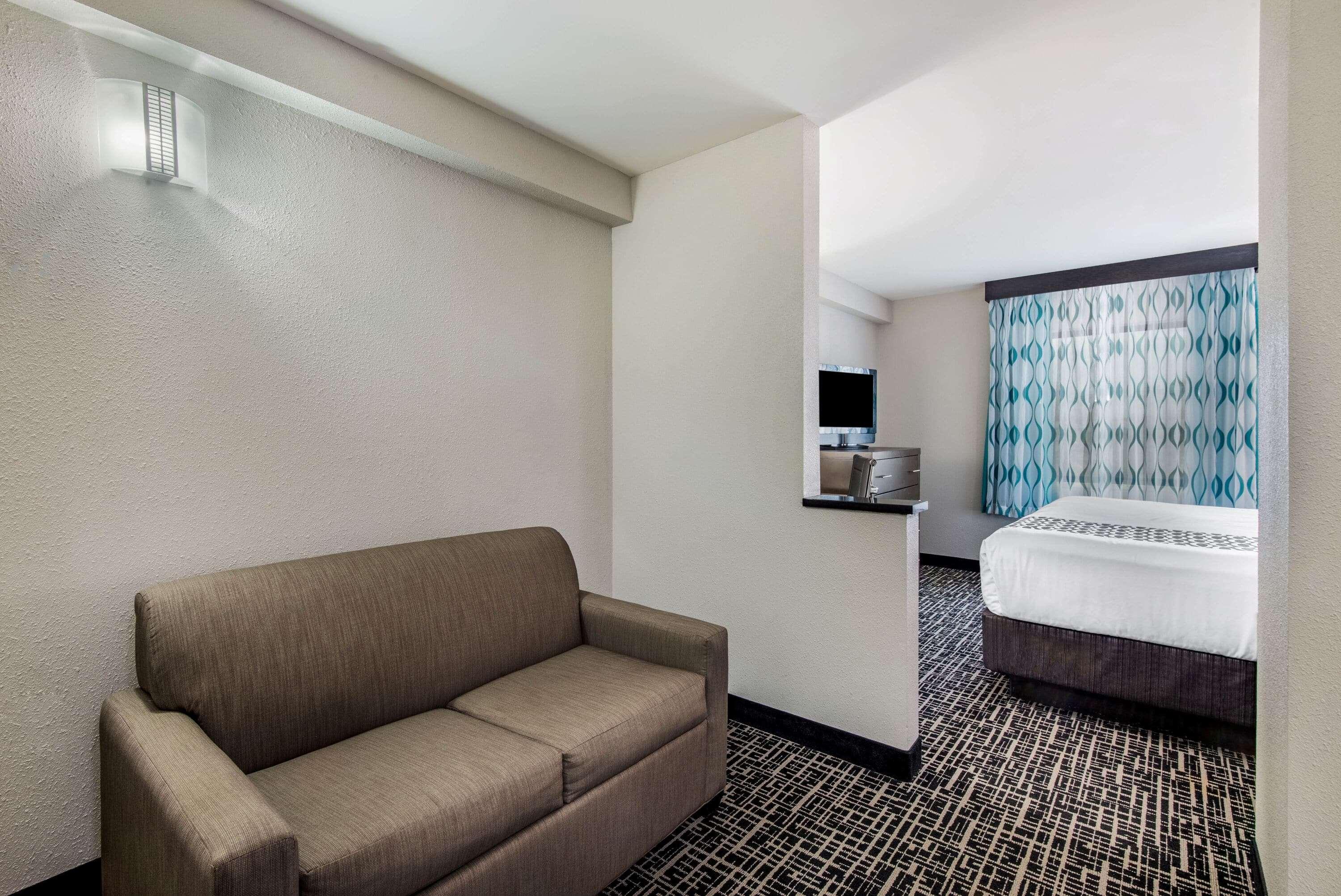 La Quinta Inn By Wyndham West Long Branch Nj Shore Area Екстериор снимка