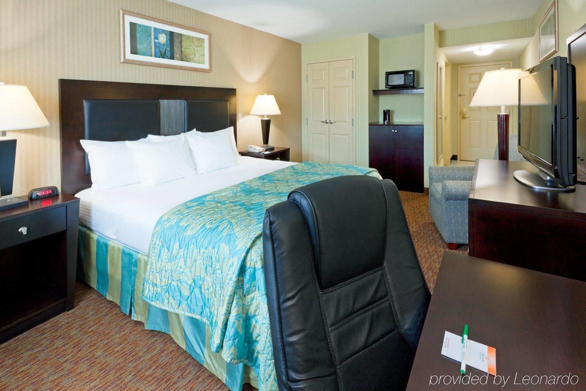La Quinta Inn By Wyndham West Long Branch Nj Shore Area Стая снимка